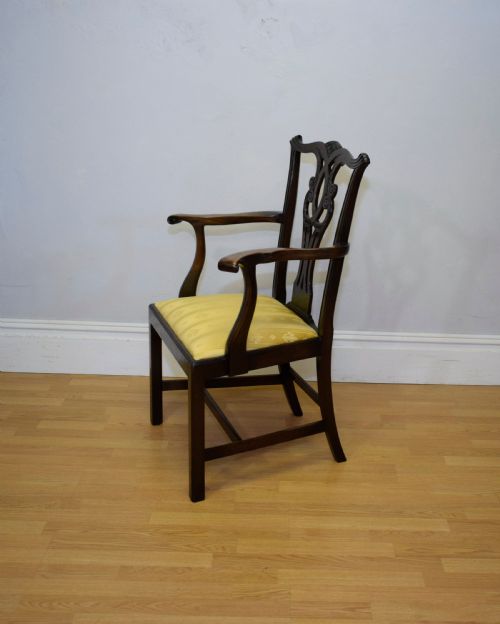 ANTIQUE GEORGIAN CHIPPENDALE ARMCHAIR - ADDITIONAL PHOTO 7