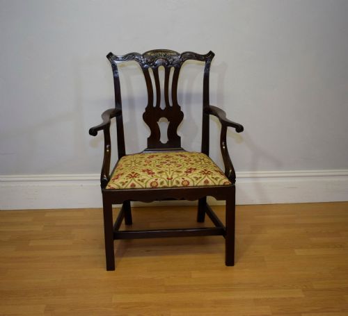 ANTIQUE GEORGIAN CHIPPENDALE ARMCHAIR - ADDITIONAL PHOTO 3