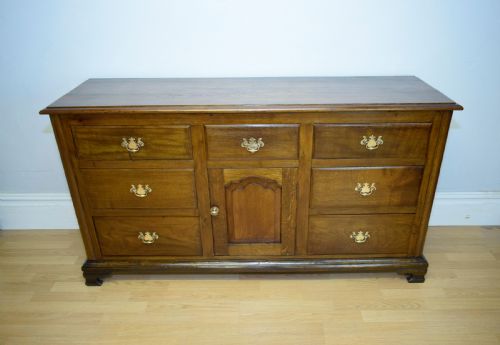 ANTIQUE GEORGIAN PERIOD DRESSER BASE - ADDITIONAL PHOTO 1