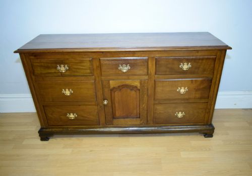 ANTIQUE GEORGIAN PERIOD DRESSER BASE - ADDITIONAL PHOTO 2