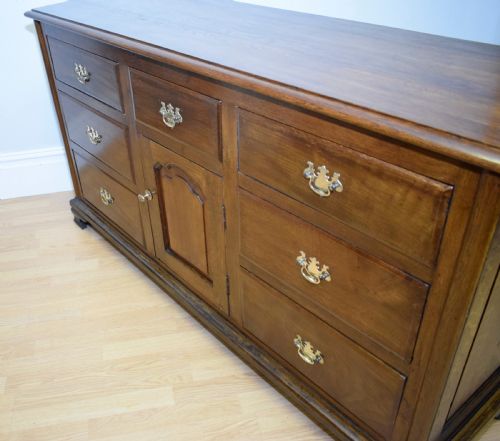 ANTIQUE GEORGIAN PERIOD DRESSER BASE - ADDITIONAL PHOTO 4