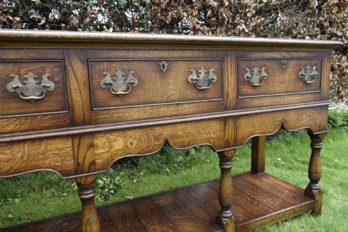 7FT MONTGOMERYSHIRE DRESSER BASE - ADDITIONAL PHOTO 18