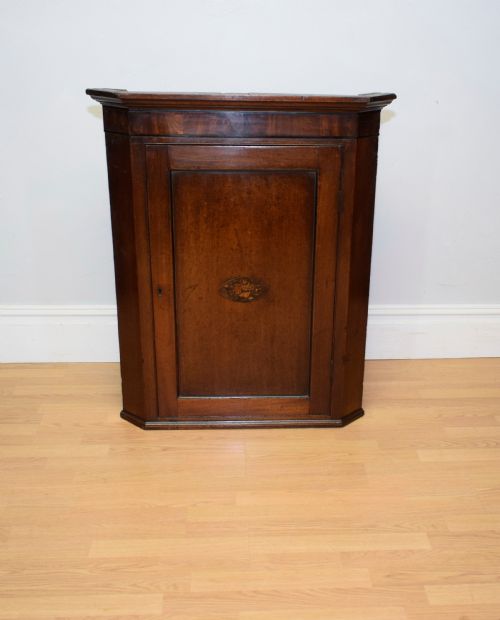 ANTIQUE GEORGIAN CORNER CUPBOARD - ADDITIONAL PHOTO 1