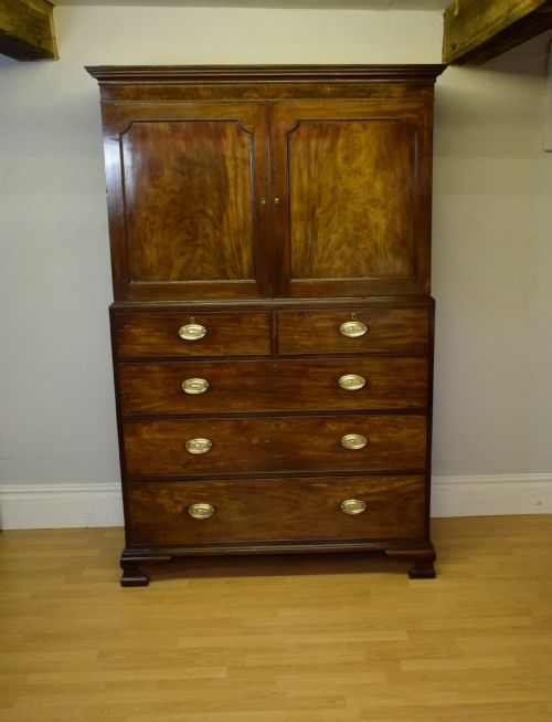 ANTIQUE GEORGIAN PERIOD LINEN PRESS - ADDITIONAL PHOTO 2