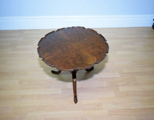 BURR WALNUT COFFEE TABLE - ADDITIONAL PHOTO 4