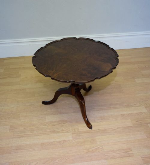 BURR WALNUT COFFEE TABLE - ADDITIONAL PHOTO 8