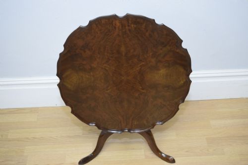 BURR WALNUT COFFEE TABLE - ADDITIONAL PHOTO 14