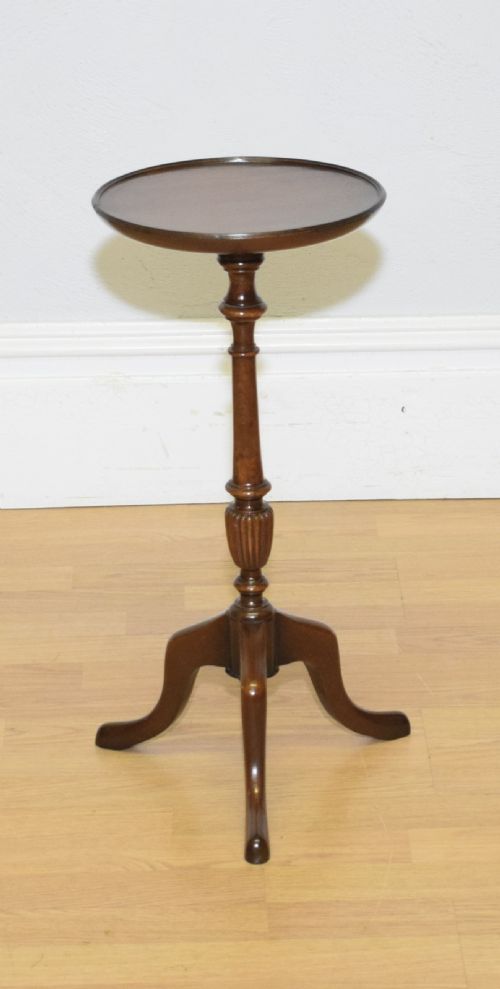 ANTIQUE WINE TABLE - ADDITIONAL PHOTO 7