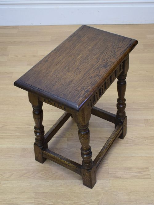 EARLY 20TH CENTURY OAK JOINT STOOL - ADDITIONAL PHOTO 1