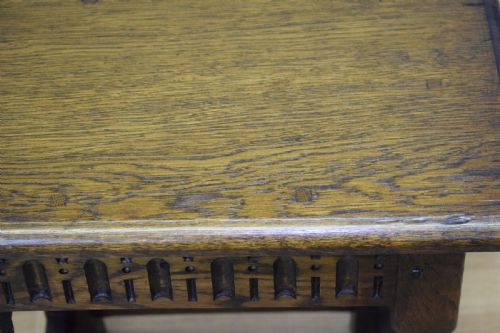 EARLY 20TH CENTURY OAK JOINT STOOL - ADDITIONAL PHOTO 2