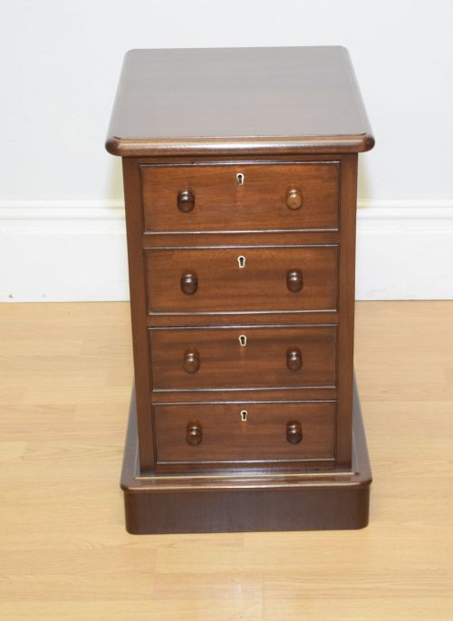 antique victorian chest of drawers - CATEGORY: ANTIQUE CHEST OF DRAWERS - DATED VICTORIAN
