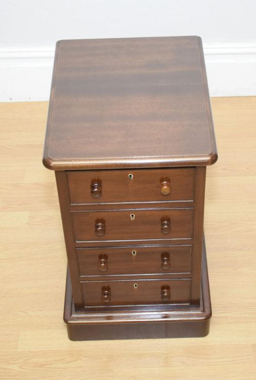 ANTIQUE VICTORIAN CHEST OF DRAWERS - ADDITIONAL PHOTO 1