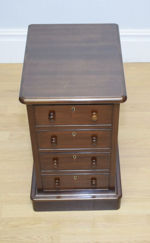 ANTIQUE VICTORIAN CHEST OF DRAWERS - ADDITIONAL PHOTO 2