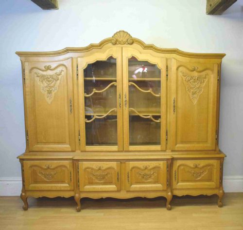 early 20th century oak display cabinet - CATEGORY: ANTIQUE BOOKCASES - DATED 1930