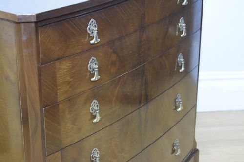 EARLY 20TH CENTURY WALNUT CHEST OF DRAWERS - ADDITIONAL PHOTO 7
