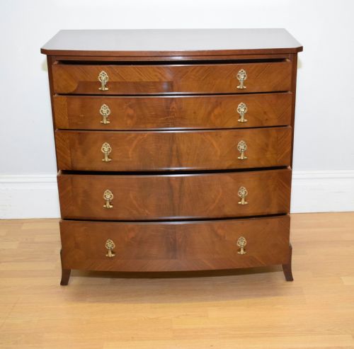EARLY 20TH CENTURY WALNUT CHEST OF DRAWERS - ADDITIONAL PHOTO 8