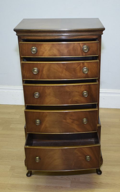 EARLY 20TH CENTURY BOW FRONT CHEST - ADDITIONAL PHOTO 5