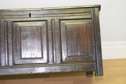 ANTIQUE 17TH CENTURY OAK COFFER - ADDITIONAL PHOTO 19