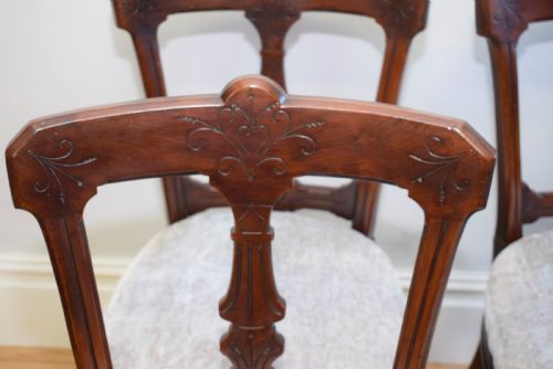 4 LATE VICTORIAN DINNING CHAIRS - ADDITIONAL PHOTO 1