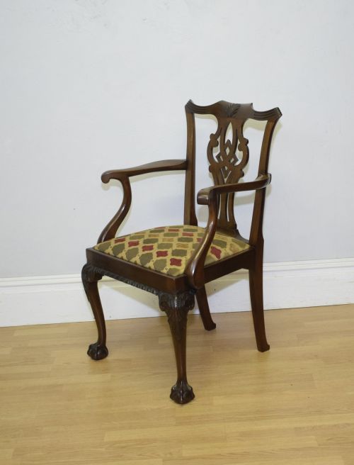 ANTIQUE CHIPPENDALE ARMCHAIR - ADDITIONAL PHOTO 7