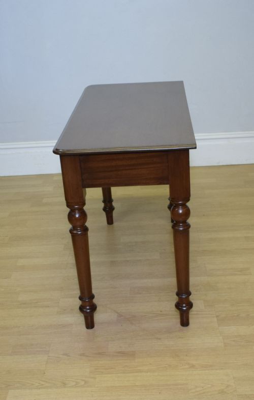 VICTORIAN 2 DRAWER TABLE - ADDITIONAL PHOTO 15