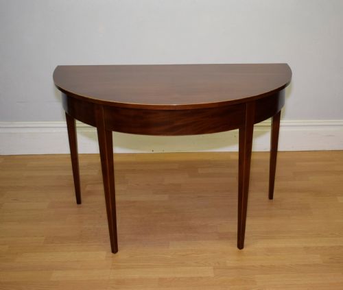 DEMILUNE CONSOLE TABLE - ADDITIONAL PHOTO 2
