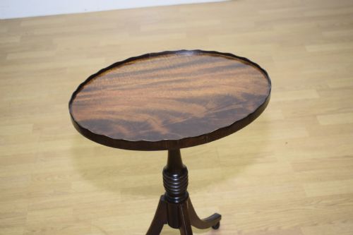 EARLY 20TH CENTURY WINE TABLE - ADDITIONAL PHOTO 3