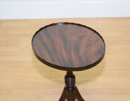 EARLY 20TH CENTURY WINE TABLE - ADDITIONAL PHOTO 7
