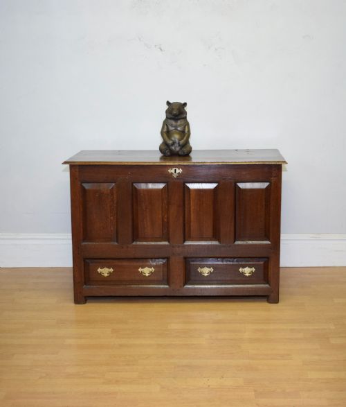 GEORGIAN OAK MULE CHEST - ADDITIONAL PHOTO 1