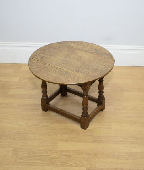 EARLY 20TH CENTURY OAK LAMP TABLE - ADDITIONAL PHOTO 5