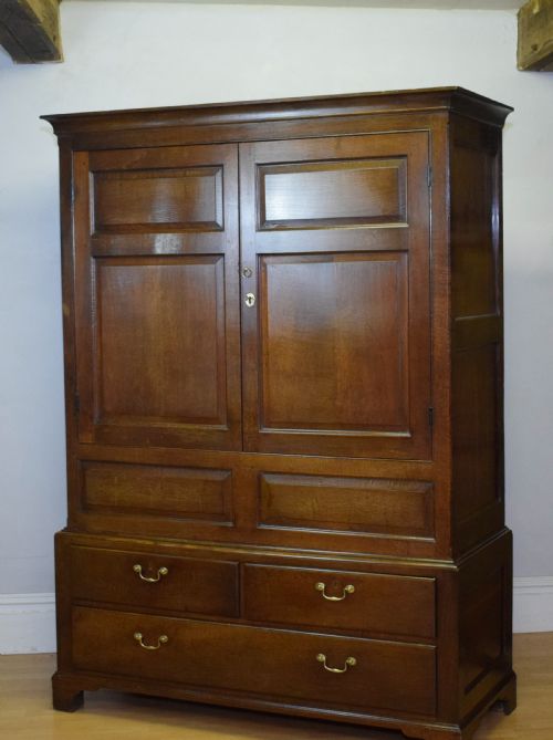 GEORGIAN OAK CUPBOARD PRESS - ADDITIONAL PHOTO 6