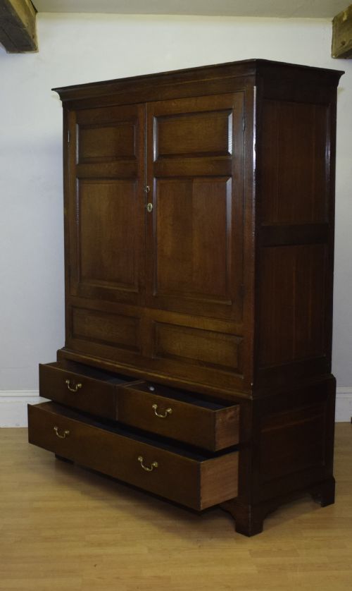GEORGIAN OAK CUPBOARD PRESS - ADDITIONAL PHOTO 11