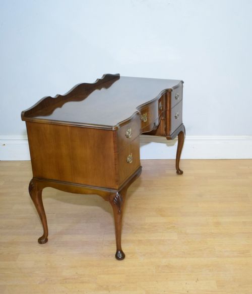 EARLY 20TH CENTURY WALNUT DESK - ADDITIONAL PHOTO 11