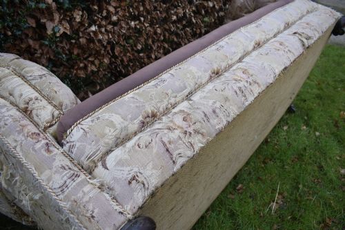 VICTORIAN CHESTERFIELD SETTEE - ADDITIONAL PHOTO 13