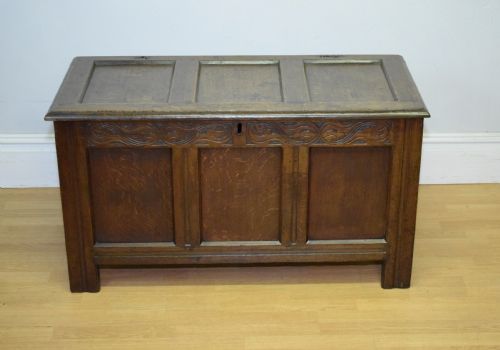 WILLIAM MARY PERIOD OAK COFFER - ADDITIONAL PHOTO 9
