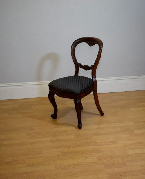 VICTORIAN SIDE CHAIR - ADDITIONAL PHOTO 3
