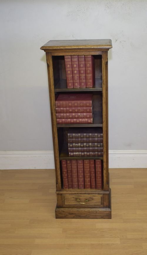 EARLY 20TH CENTURY OAK BOOKCASE - ADDITIONAL PHOTO 6