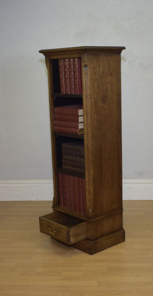 EARLY 20TH CENTURY OAK BOOKCASE - ADDITIONAL PHOTO 10