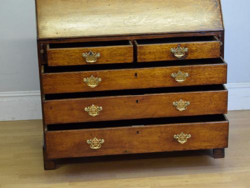 GEORGIAN PERIOD OAK BUREAU - ADDITIONAL PHOTO 19