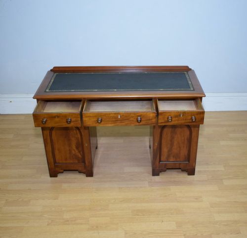 VICTORIAN MAHOGANY DESK - ADDITIONAL PHOTO 9
