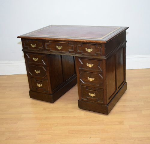 EARLY 20TH CENTURY OAK DESK - ADDITIONAL PHOTO 6