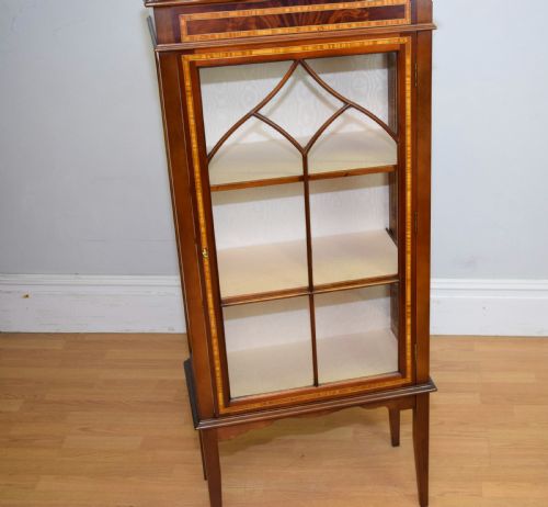 EARLY 20TH CENTURY DISPLAY CABINET - ADDITIONAL PHOTO 11