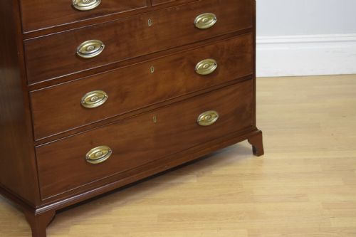 GEORGIAN PERIOD CHEST OF DRAWERS - ADDITIONAL PHOTO 4