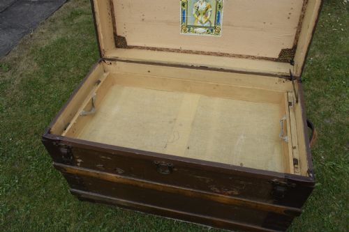 ANTIQUE VICTORIAN TRAVELLING TRUNK - ADDITIONAL PHOTO 18