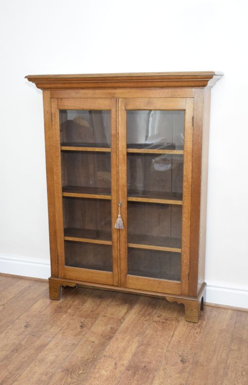 EDWARDIAN OAK BOOKCASE - ADDITIONAL PHOTO 1