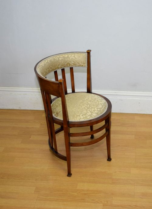 ARTS CRAFTS CORNER CHAIR - ADDITIONAL PHOTO 6