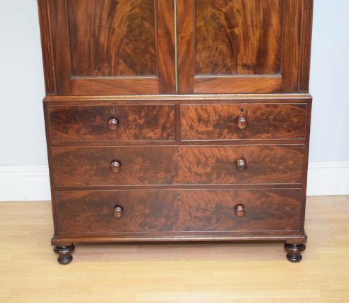 ANTIQUE VICTORIAN LINEN PRESS IN FLAME MAHOGANY - ADDITIONAL PHOTO 5