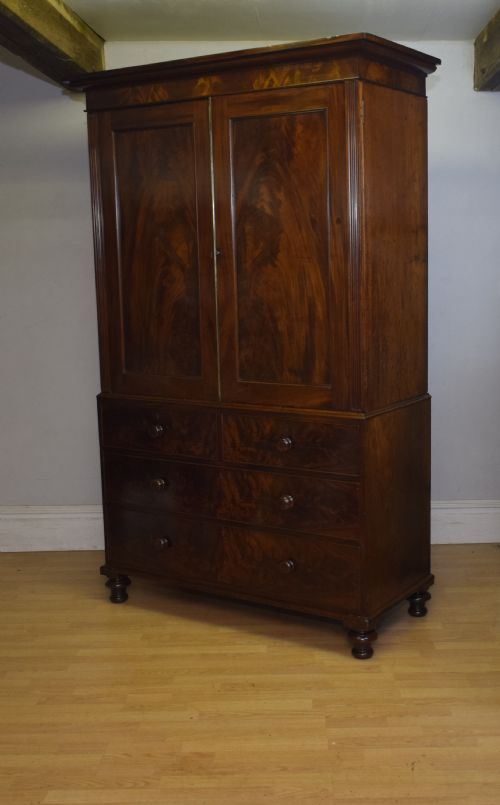 ANTIQUE VICTORIAN LINEN PRESS IN FLAME MAHOGANY - ADDITIONAL PHOTO 8