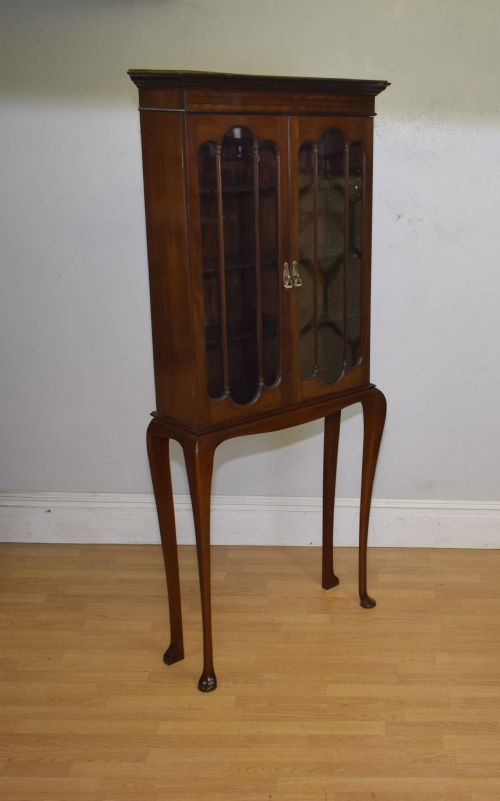LATE VICTORIAN BOOKCASE ON STAND - ADDITIONAL PHOTO 1