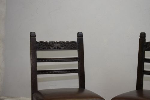 EARLY 20TH CENTURY PAIR OF OAK SIDE CHAIRS - ADDITIONAL PHOTO 2